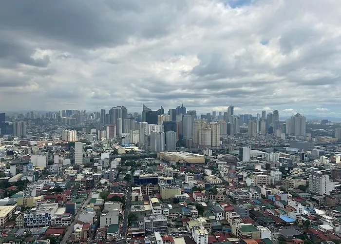 Apartment Modern 2br With Balcony In Manila