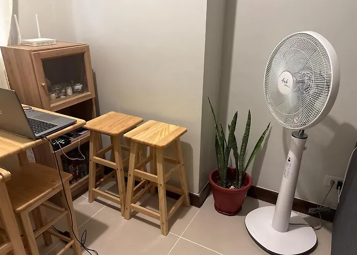 Modern 2br With Balcony In Apartment